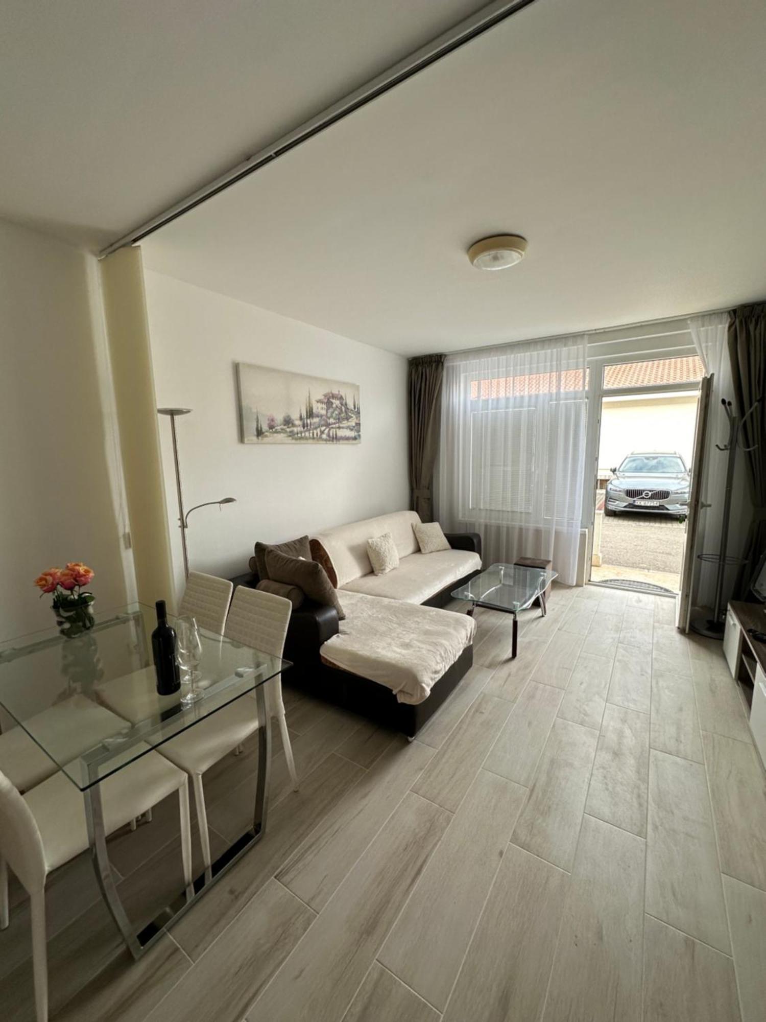 Irish Apartment Complex Budva Exterior photo